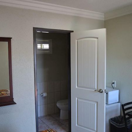 El Rey Inn غاردينا المظهر الخارجي الصورة