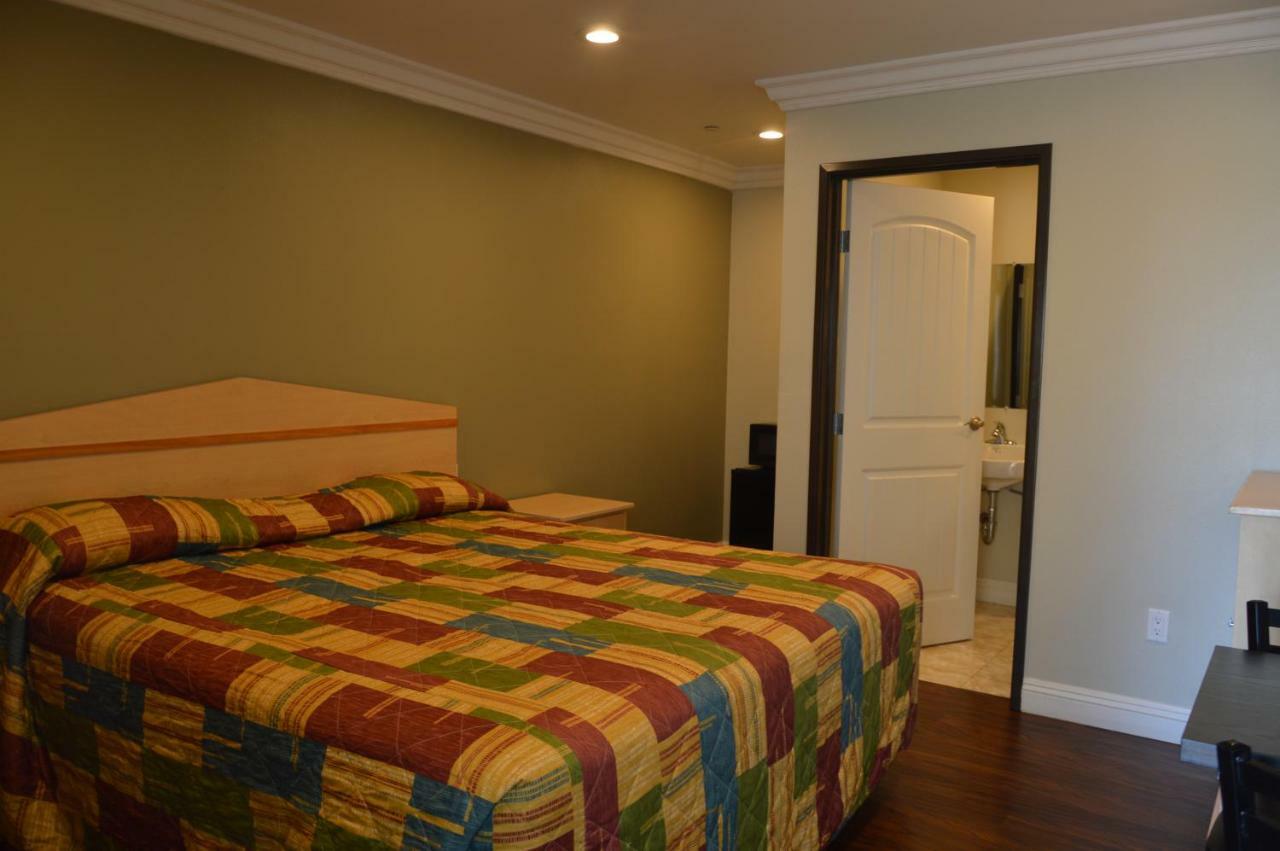 El Rey Inn غاردينا المظهر الخارجي الصورة